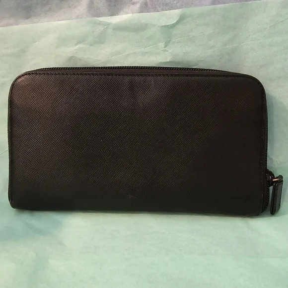 Prada Saffiano leather black zip around wallet - Picture 2 of 13